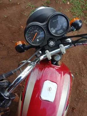 Bajaj Boxer 2025 Red