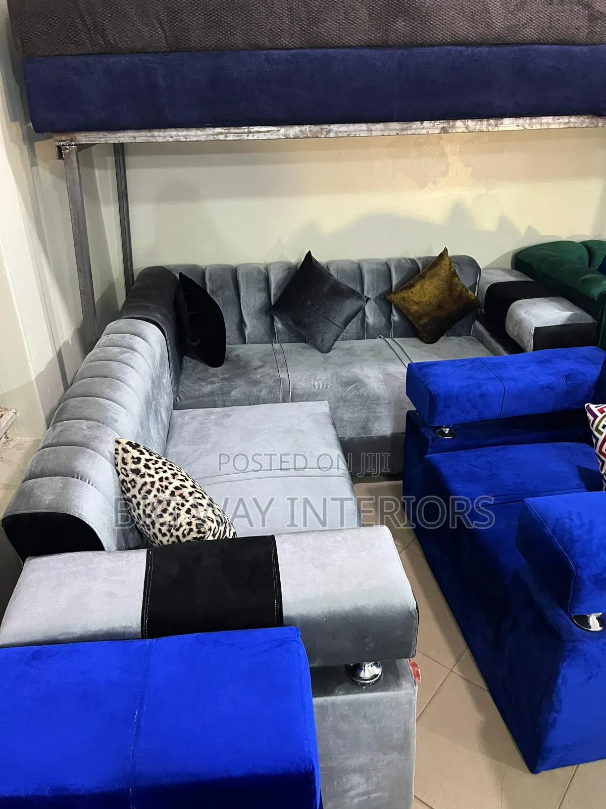 Gray and Black 5 Seater Sofa Set