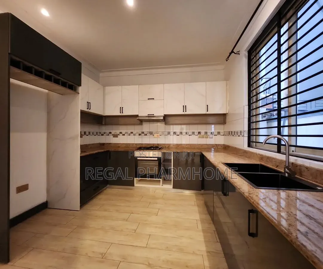 3bdrm Apartment in Lubowa, Central Division for rent