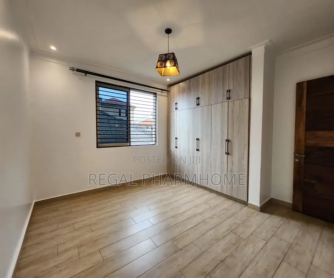 3bdrm Apartment in Lubowa, Central Division for rent