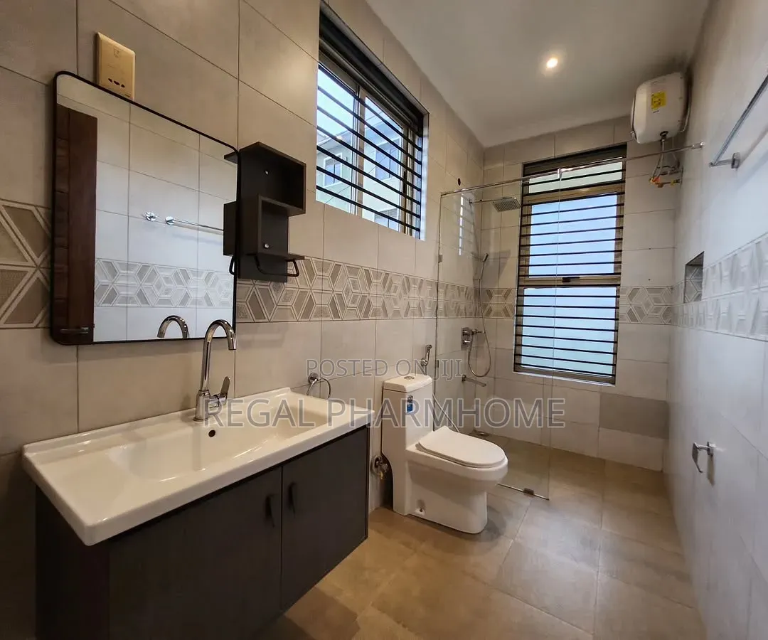 3bdrm Apartment in Lubowa, Central Division for rent