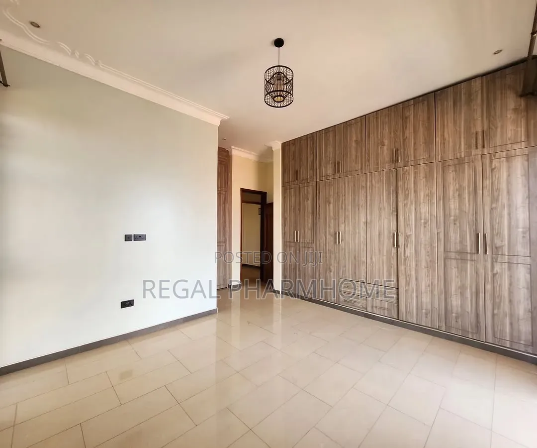 3bdrm Apartment in Lubowa, Central Division for rent