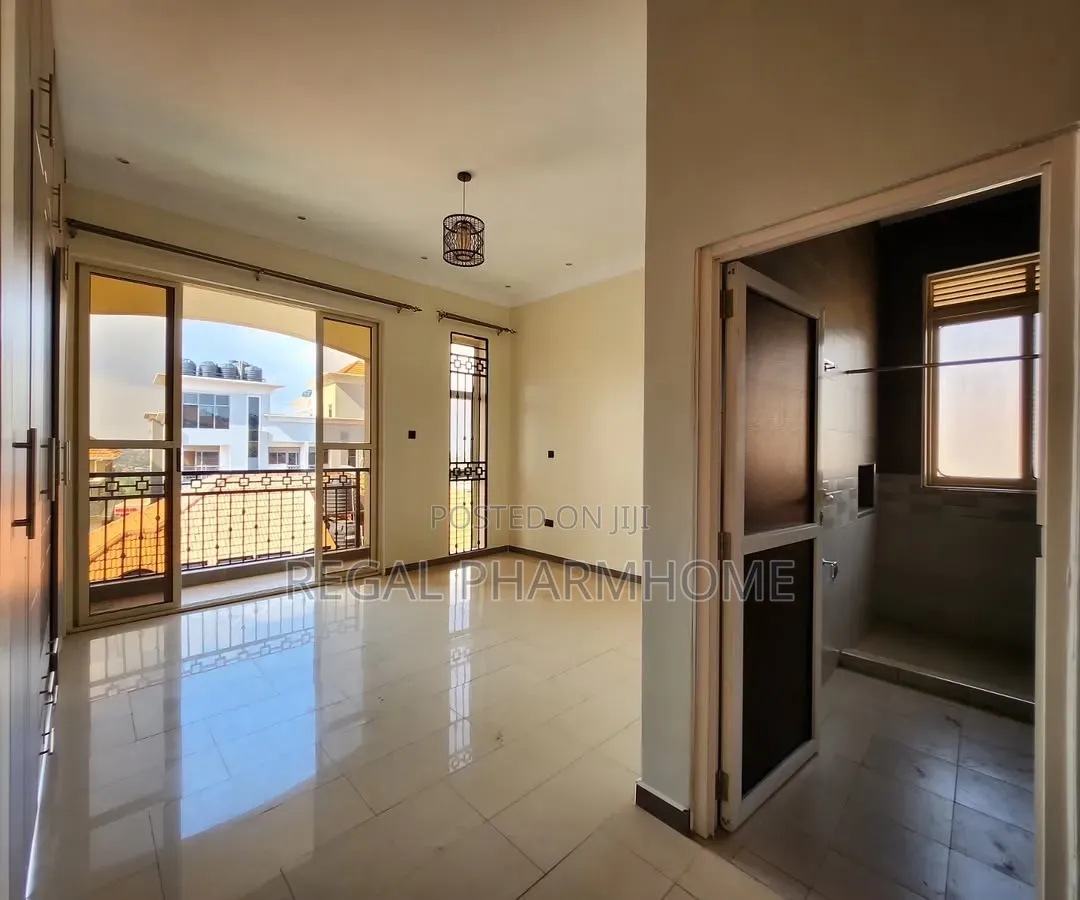 3bdrm Apartment in Lubowa, Central Division for rent