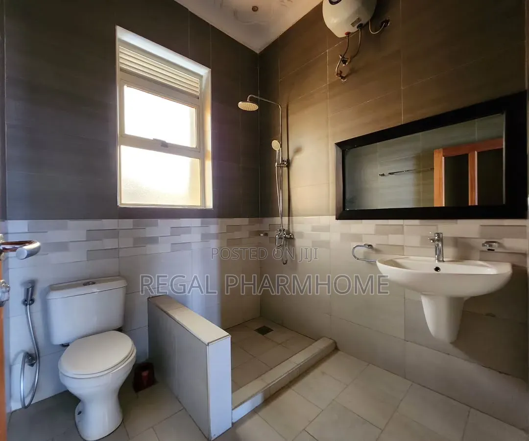 3bdrm Apartment in Lubowa, Central Division for rent