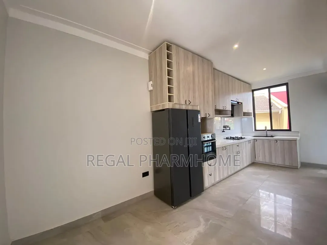2bdrm Apartment in Muyenga, Central Division for rent