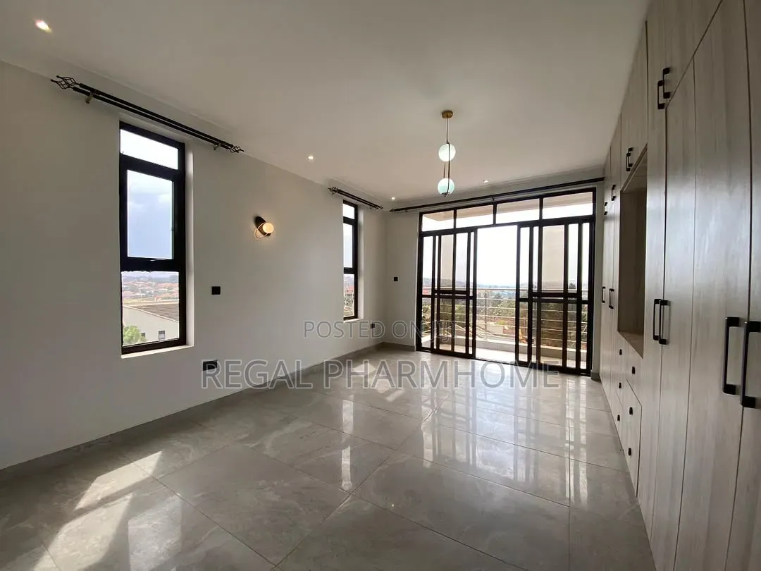 2bdrm Apartment in Muyenga, Central Division for rent
