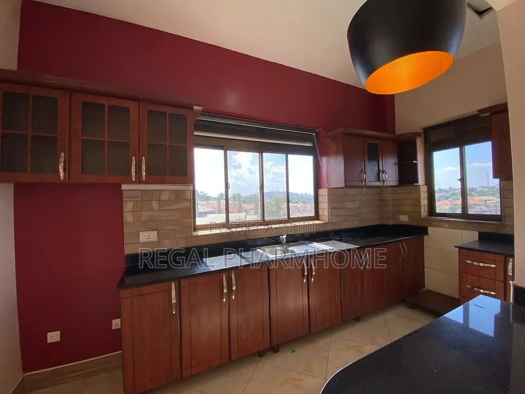 3bdrm Apartment in Bukoto, Central Division for rent