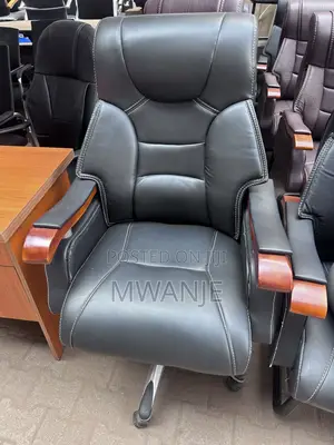 Short Back Chair