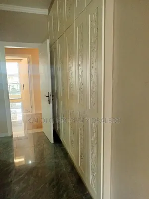 3bdrm Apartment in Kololo, Central Division for sale