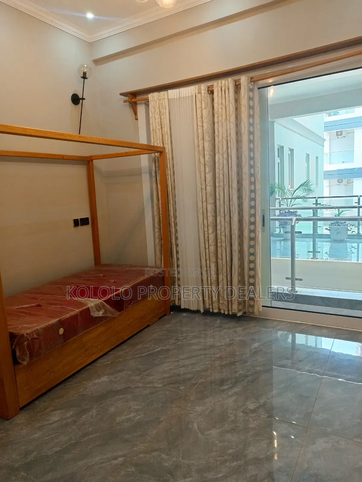 3bdrm Apartment in Kololo, Central Division for sale