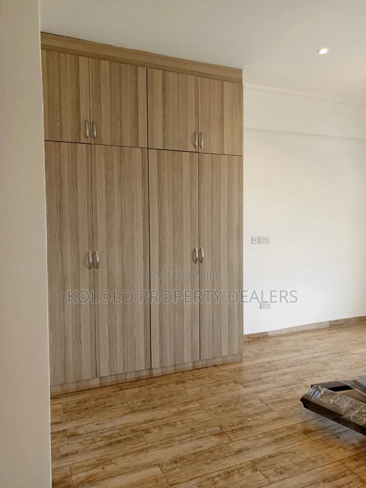 3bdrm Apartment in Kololo, Central Division for sale