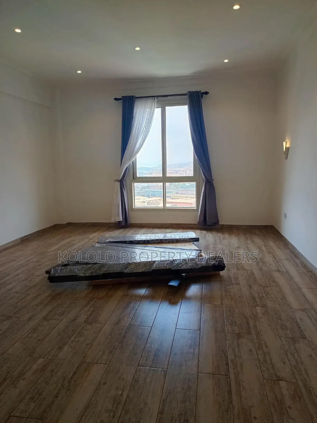 3bdrm Apartment in Kololo, Central Division for sale