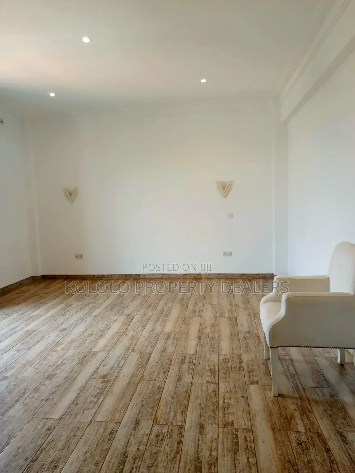 3bdrm Apartment in Kololo, Central Division for sale