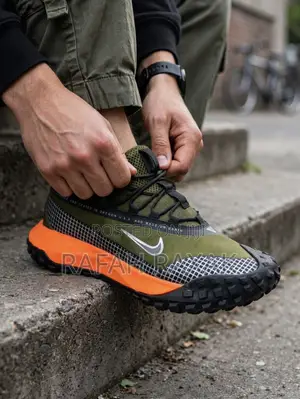 Original Olive Green/Orange Nike ACG Mountain Fly Gore-Tex Sneakers