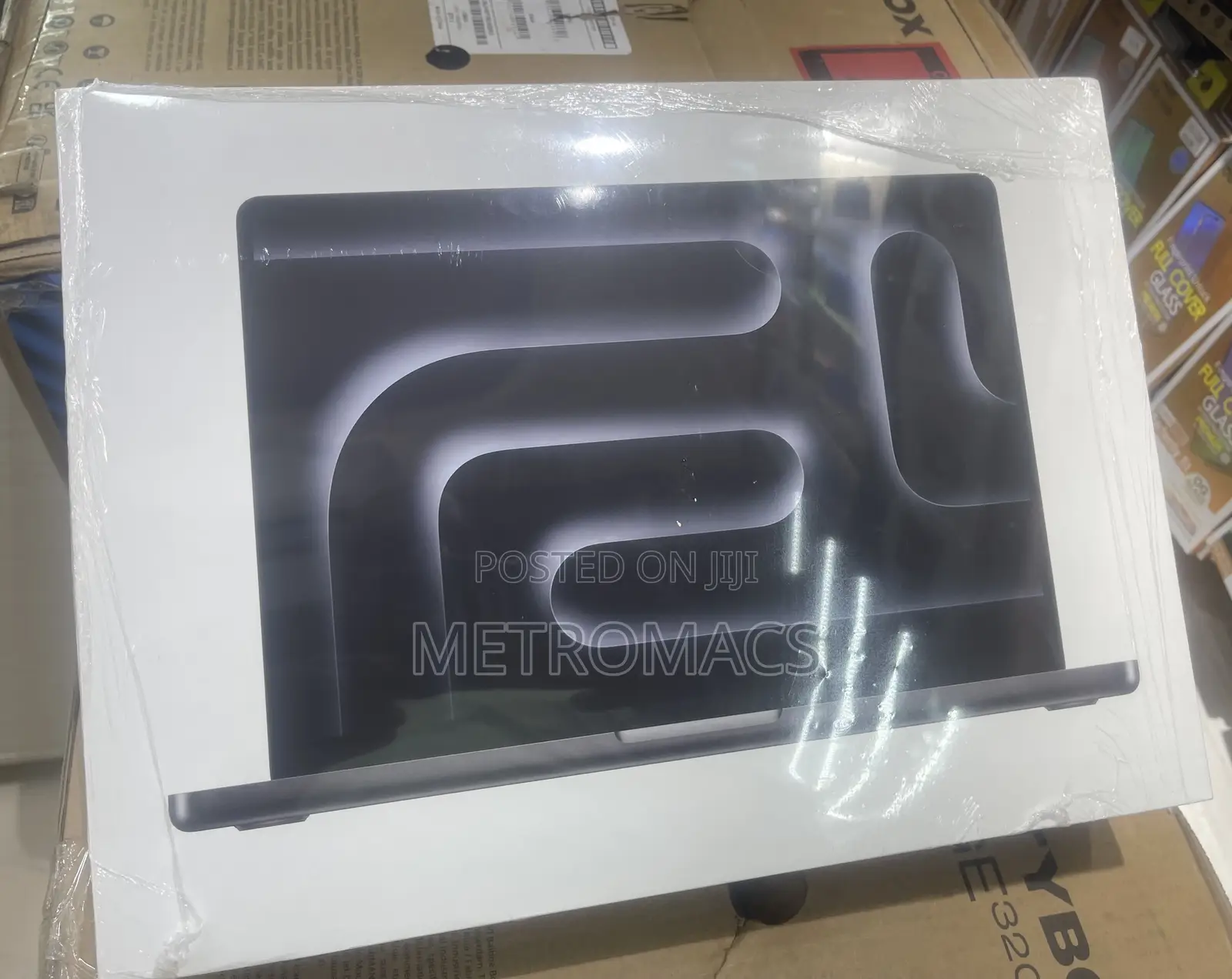 New Laptop Apple MacBook Pro 2025 M5 16GB Apple M5 SSD 512GB