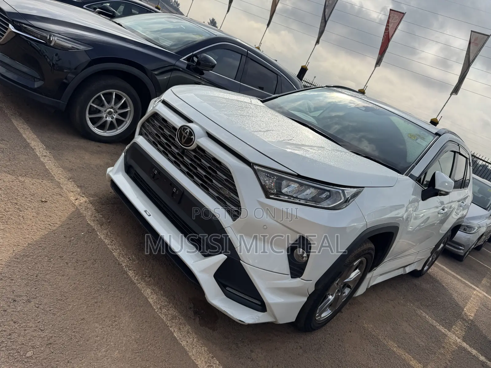 Toyota RAV4 Adventure AWD 2020 White