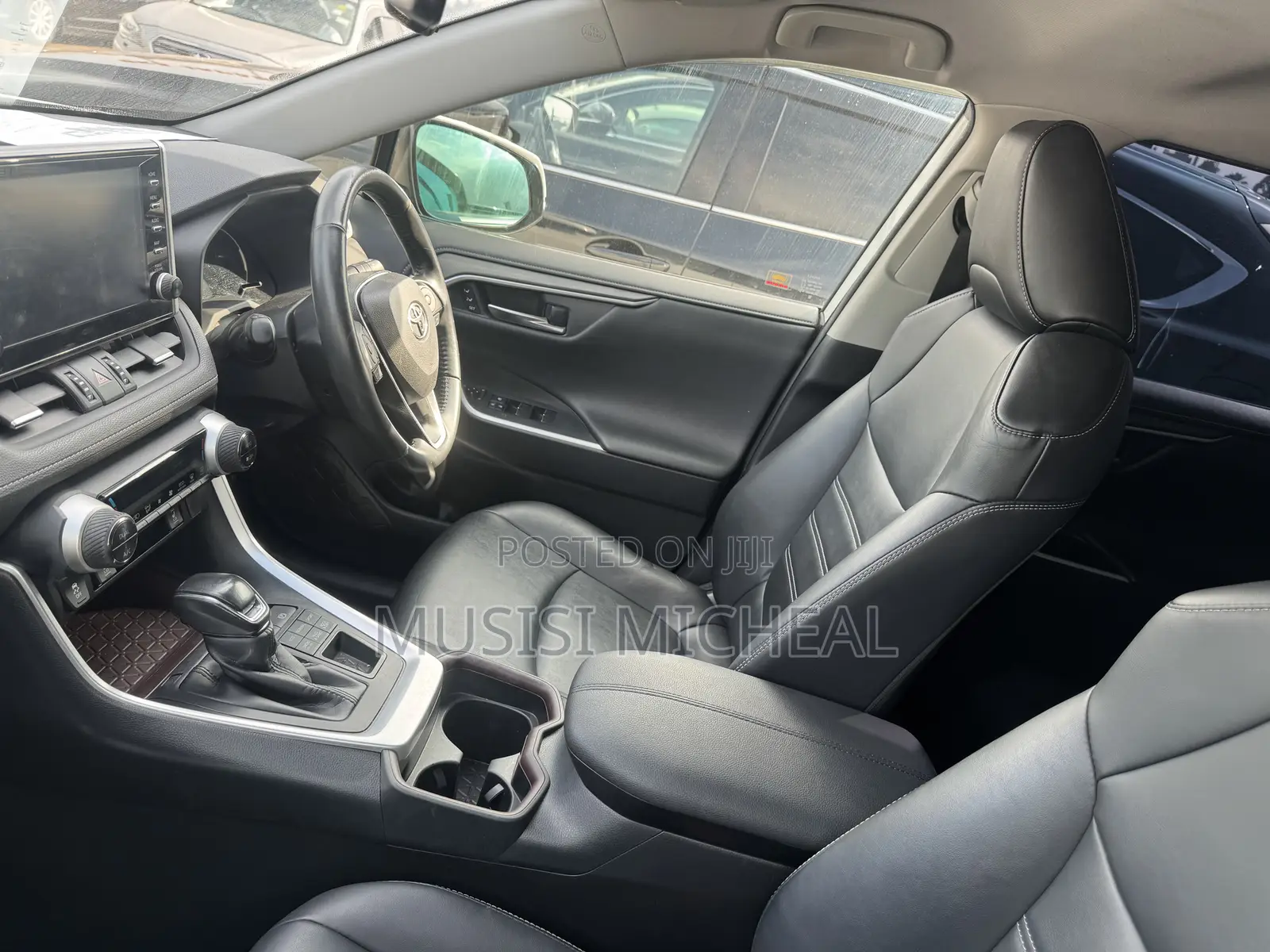 Toyota RAV4 Adventure AWD 2020 White