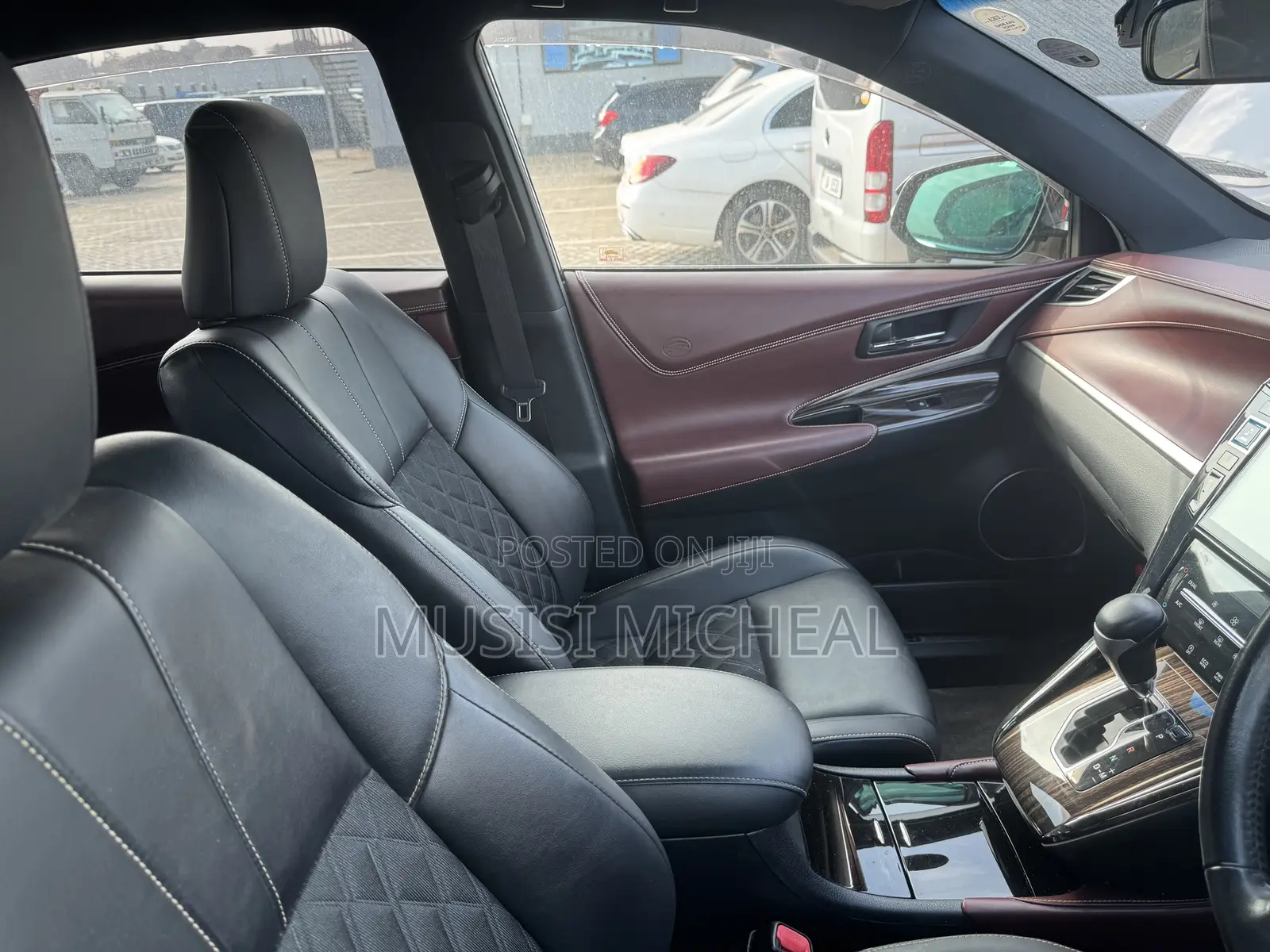 Toyota Harrier 2.0 4WD 2017
