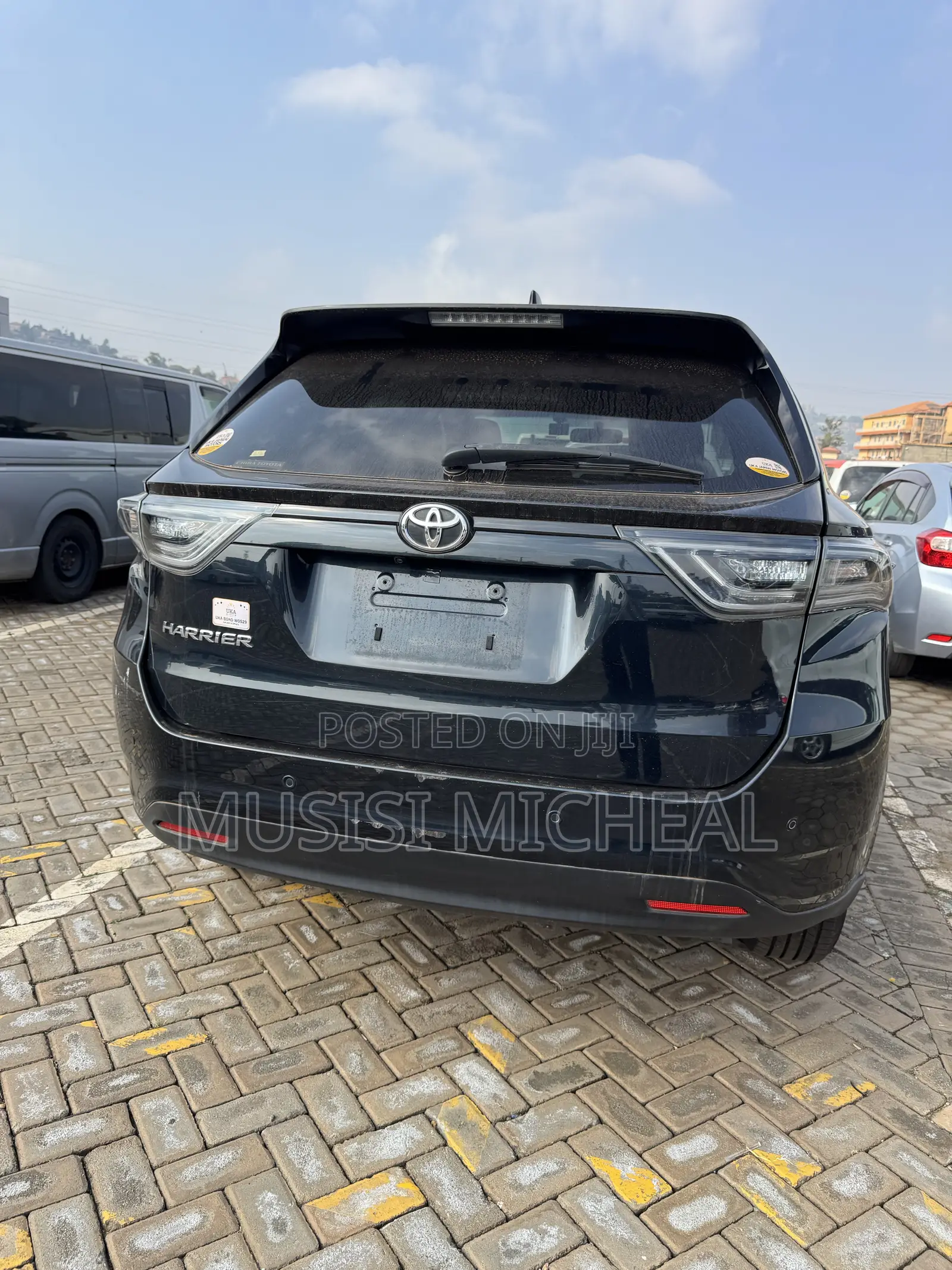 Toyota Harrier 2.0 4WD 2017