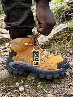 Original Mustard Yellow CATERPILLAR Rugged Outdoor Hard Work Shoes