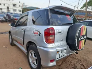 Toyota RAV4 Automatic 2003 Silver