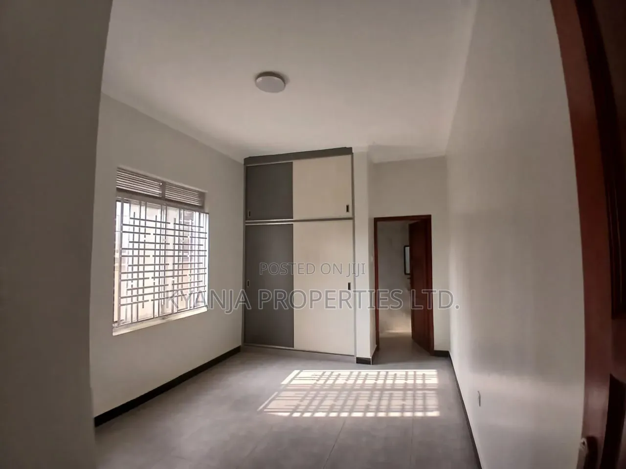 4bdrm Bungalow in Kira Estates for sale