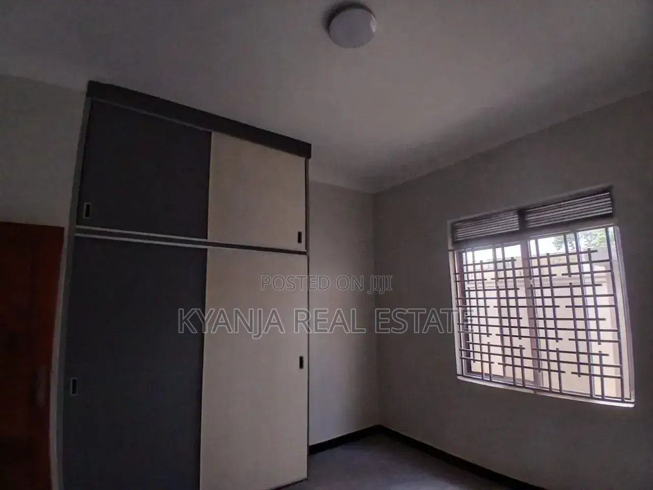 4bdrm Bungalow in Kira Estates for sale