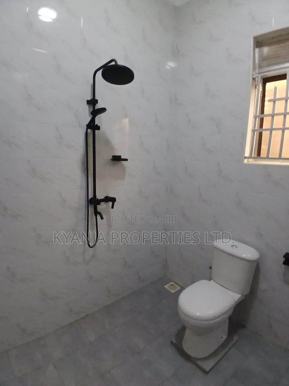 4bdrm Bungalow in Kira Estates for sale