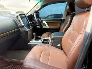 Toyota Land Cruiser 4.5 V8 GXR 2014 Black