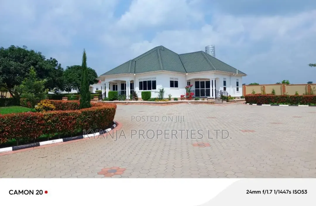 5bdrm Bungalow in Gayaza Estates, Kawempe for sale