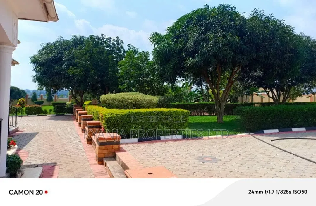 5bdrm Bungalow in Gayaza Estates, Kawempe for sale
