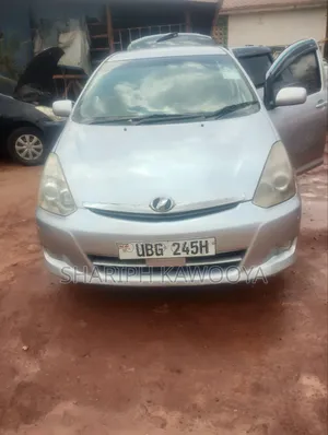 Toyota Wish 2007 Silver