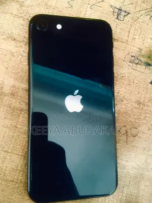 Apple iPhone SE (2022) 128 GB Blue