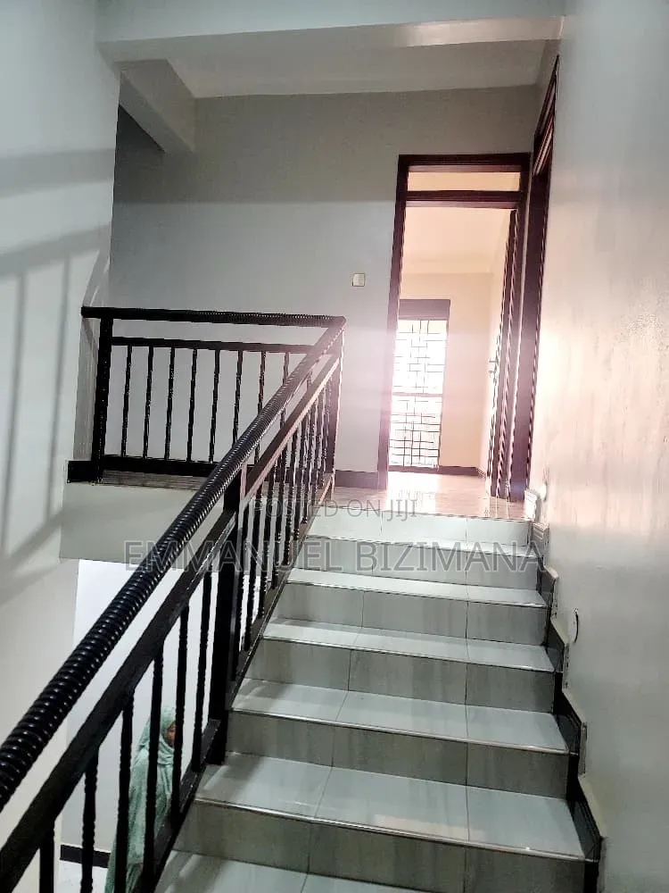 Furnished 4bdrm House in Kitende, Central Division for sale