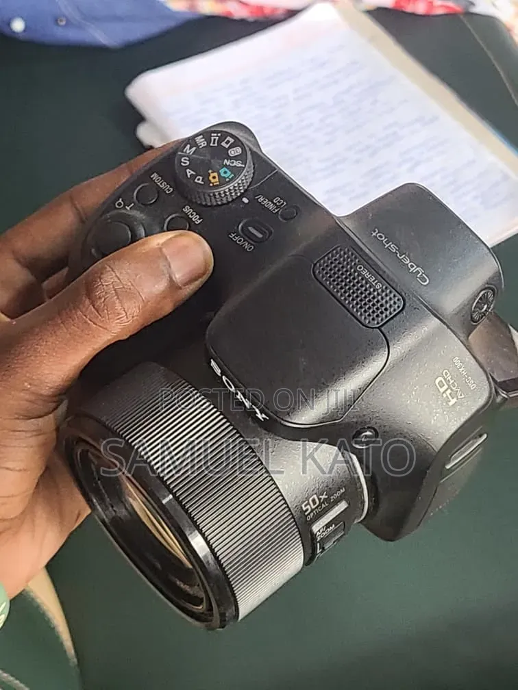 Sony Camera Cyber_shot,DSC-Hx300 and 50x Optical Zoom , 20.4 MEGA PIX