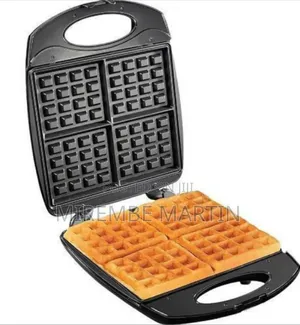 Saachi Professional Four-Slice Square Waffle