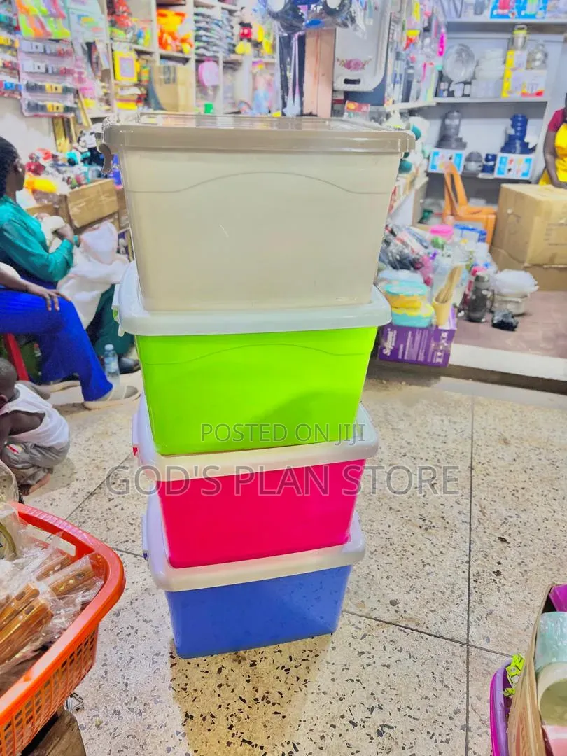 Clothes Organizing Plastic Storage Boxes 30litres