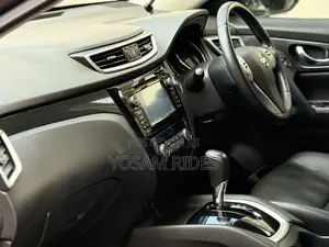 Nissan X-Trail 2.0 Petrol FWD 2016 Black