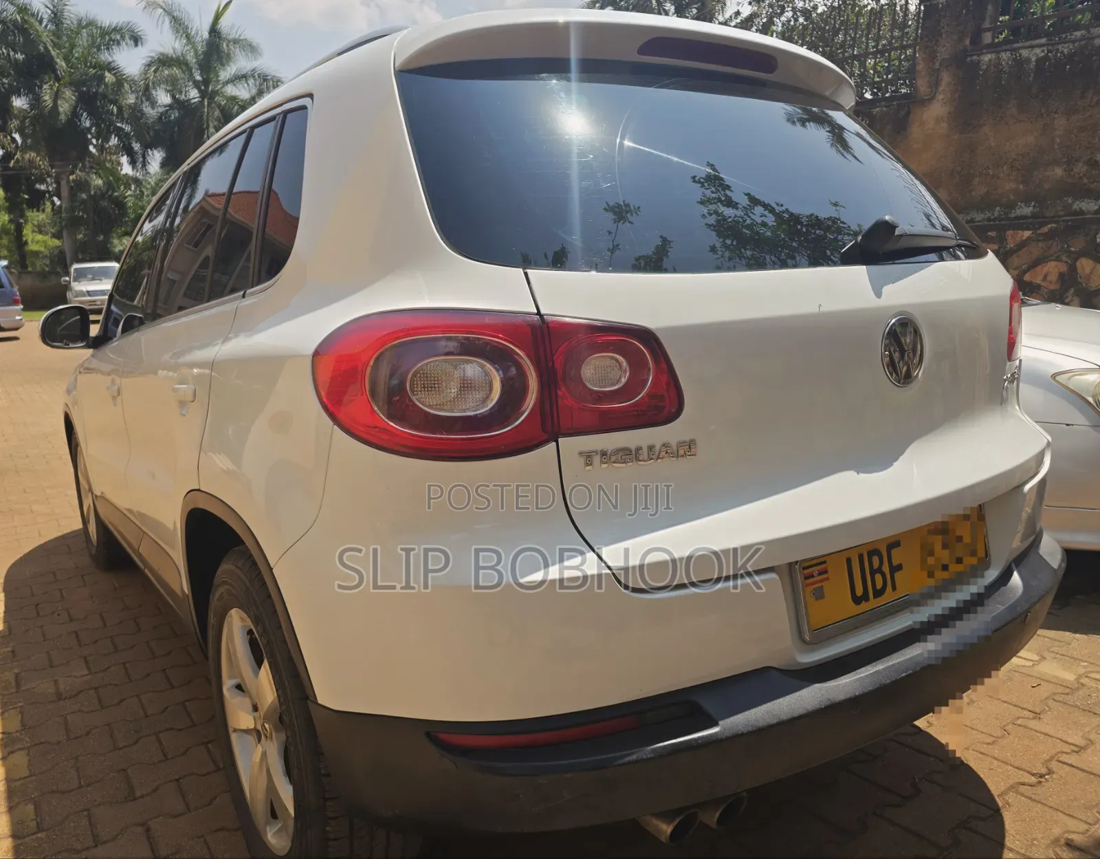 Volkswagen Tiguan SE 2010 White