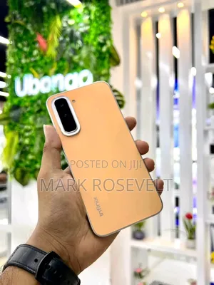 New Infinix Hot 70 128 GB Orange