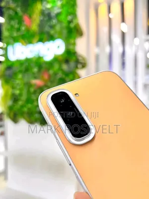 New Infinix Hot 70 128 GB Orange