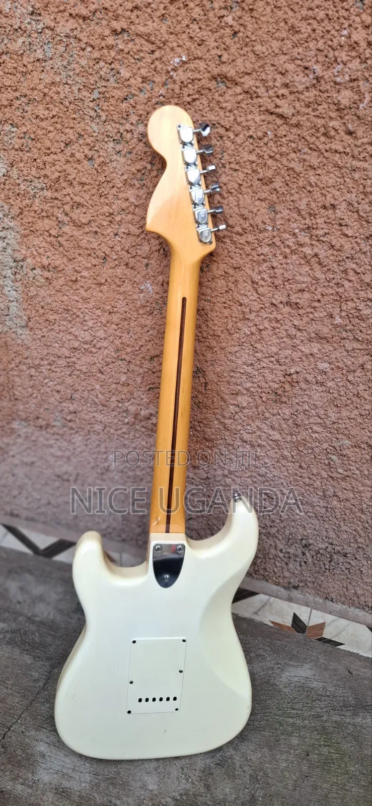Vintage Guitar