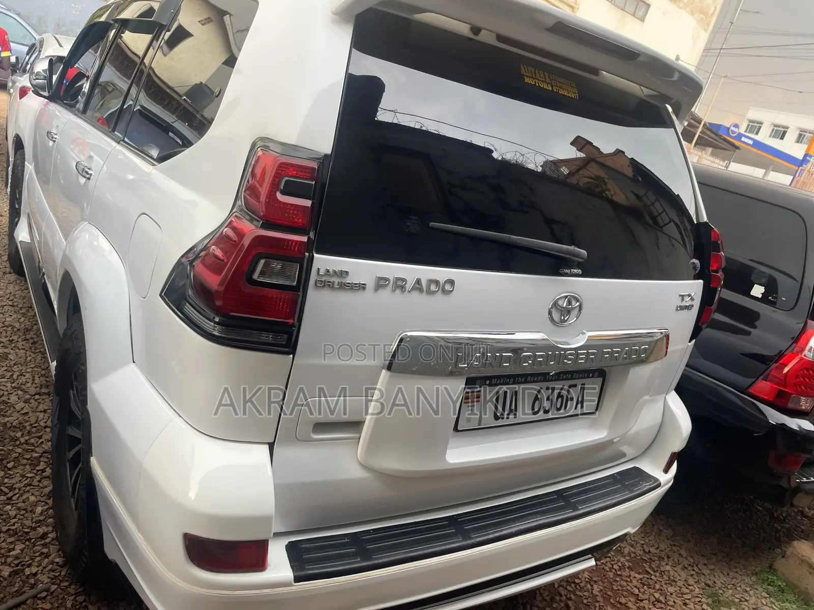 Toyota Land Cruiser Prado 2015 White