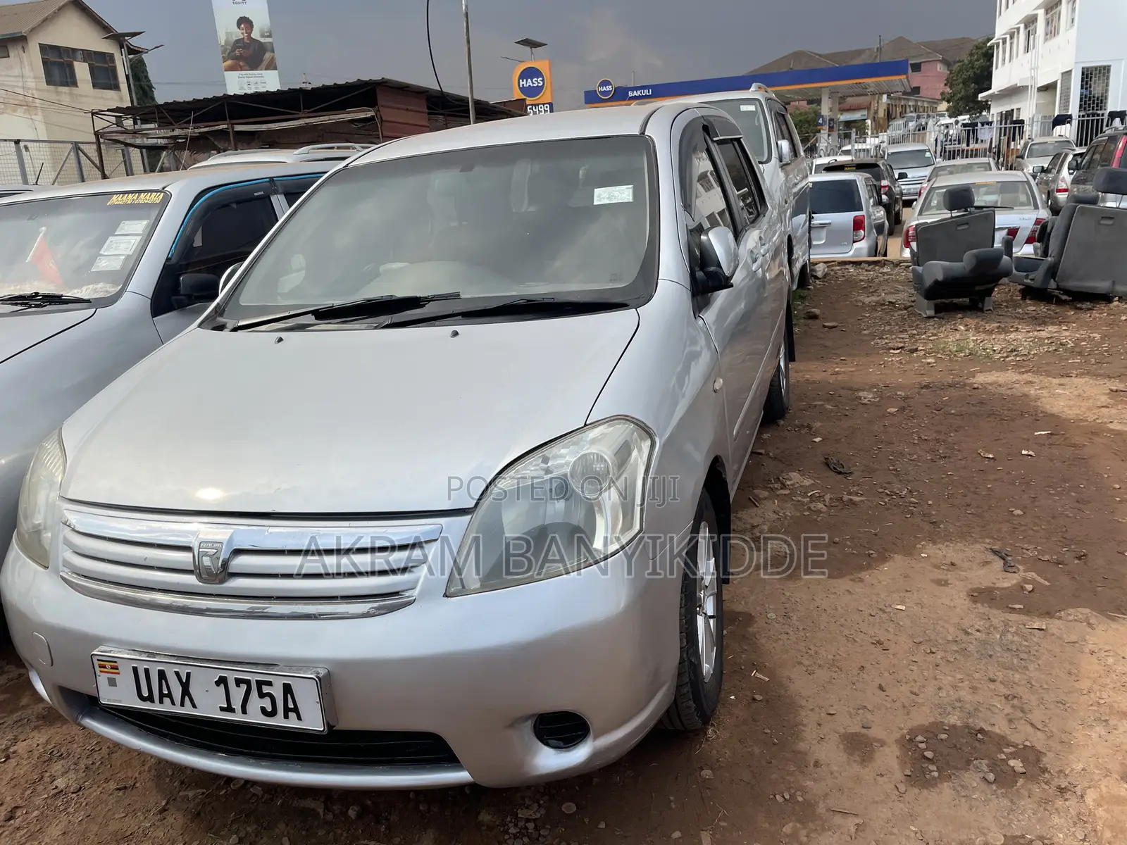 Toyota Raum 2004 Silver