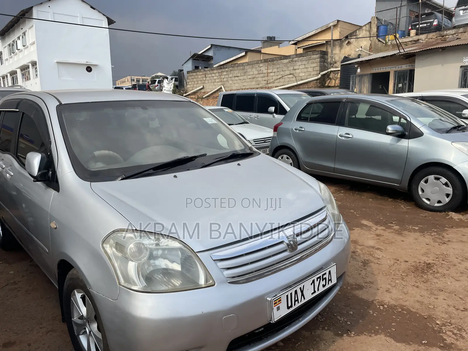 Toyota Raum 2004 Silver