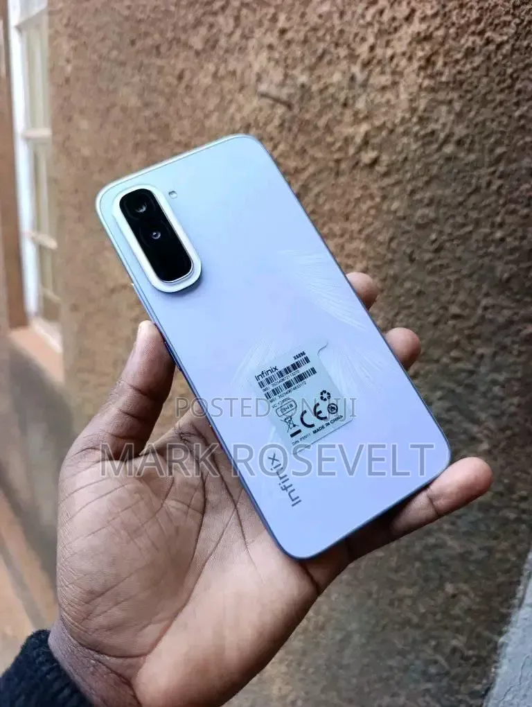 New Infinix Hot 70 128 GB Gold