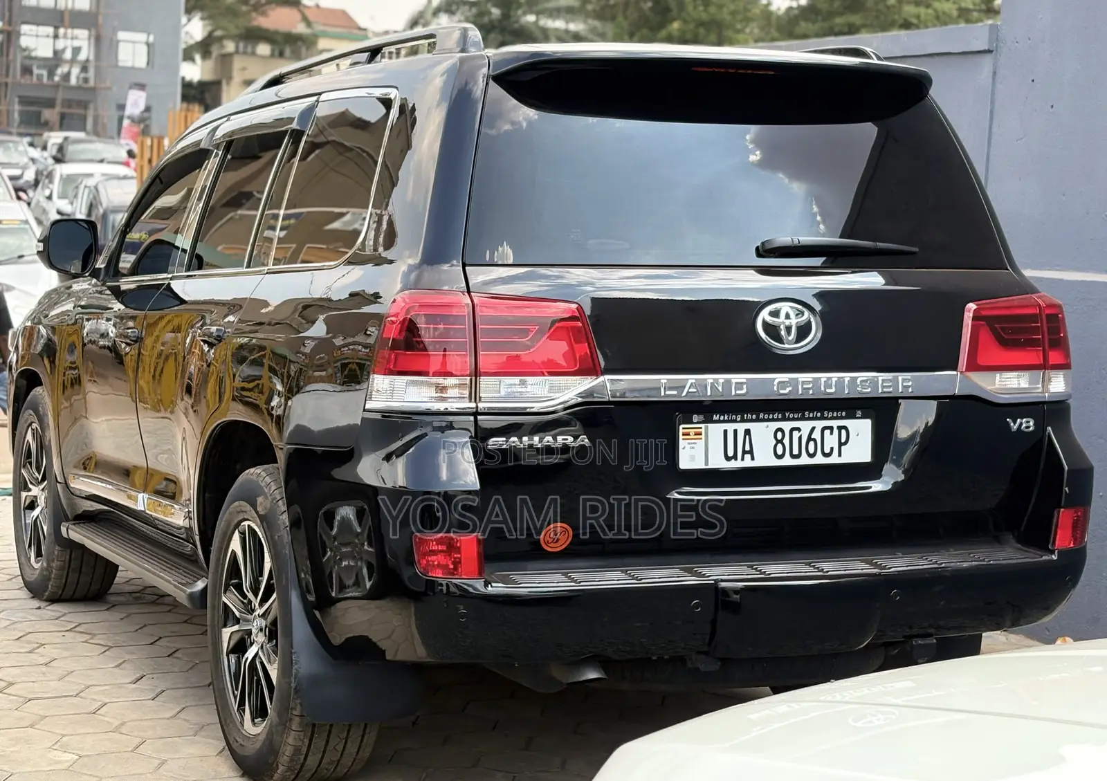 Toyota Land Cruiser 4.6 V8 GXR 2018 Black