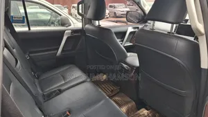 Toyota Land Cruiser Prado 2016 Black