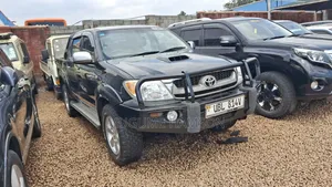 Toyota Hilux 2010 Black