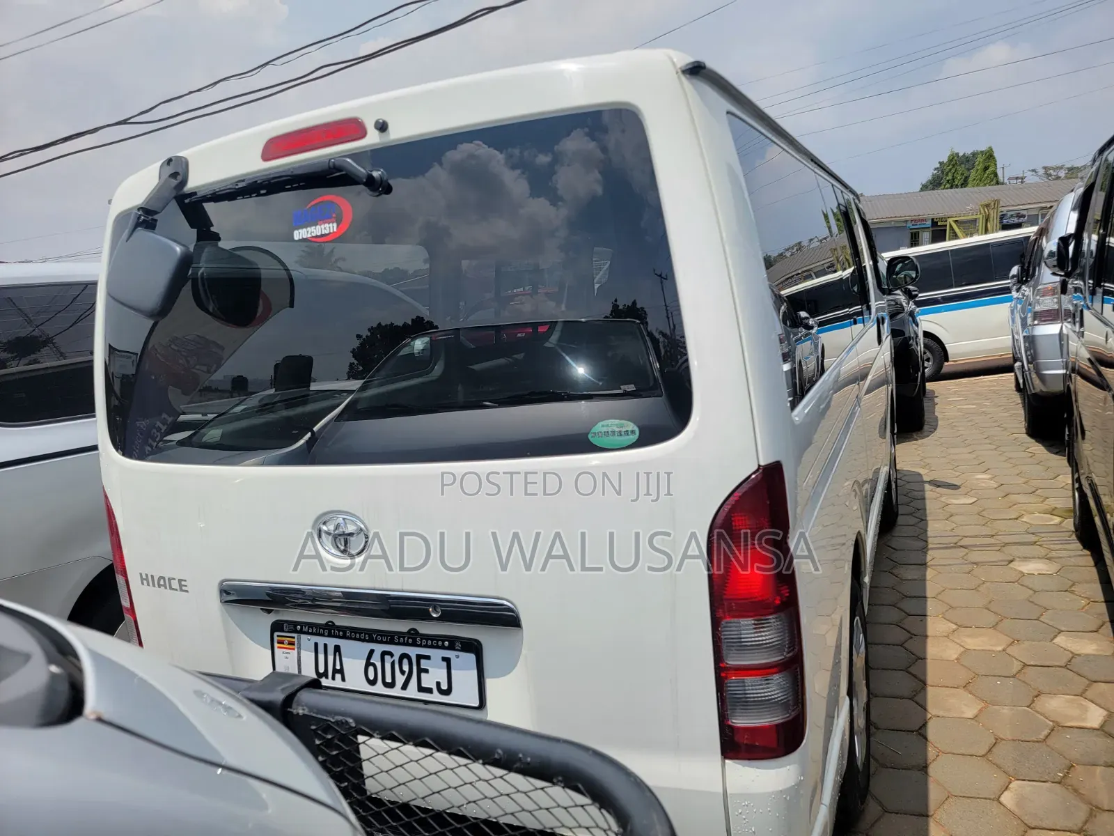Toyota HiAce 2012 White